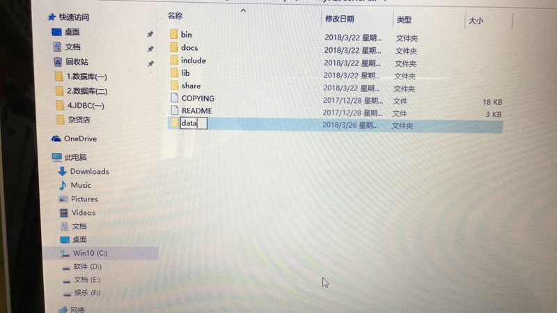 马桶堵塞严重，衣架也能救急？步骤图解来教你**